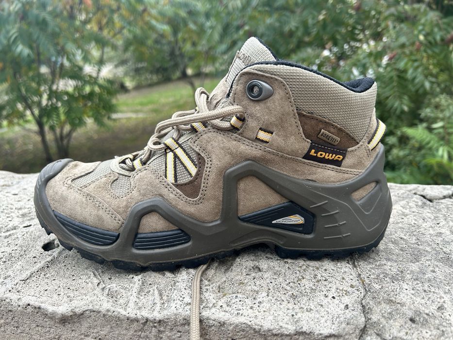 Lowa Bora GTX ботинки / берцы