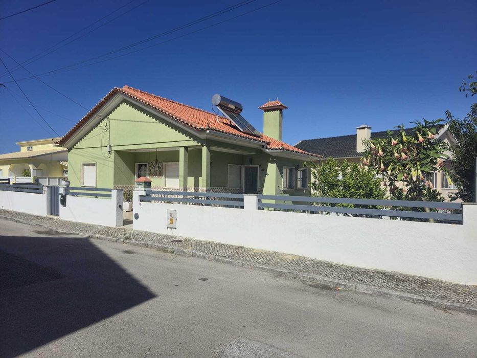 Moradia T3 em Venda do Pinheiro e Santo Estêvão das Galés, €520.000