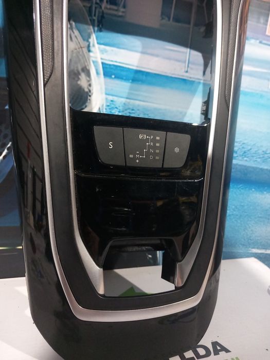 Consola moldura central Peugeot 308