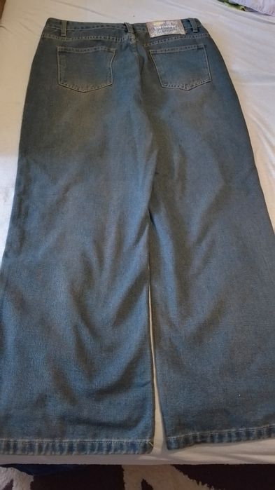 Прода новые джинсы 48р