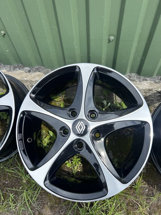 Диски 5/114.3r16  Hyundai,Trafik 15+,Vivaro 15+ Honda,Mazda,Kia Dacia