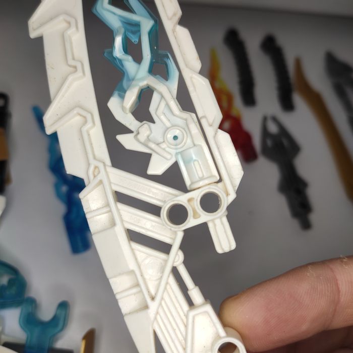 Детали Lego bionicle оригинал