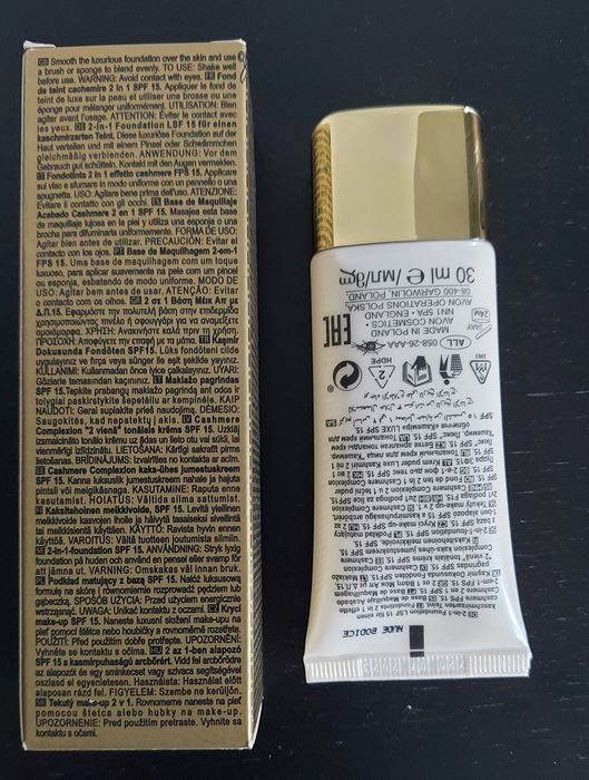 AVON Luxe Podkład matujący z bazą NUDE BODICE SPF 15 Luxe