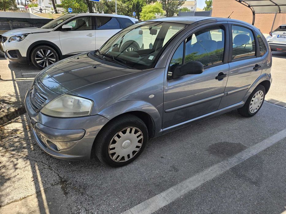 Citroën C3 - ótimo primeiro carro
