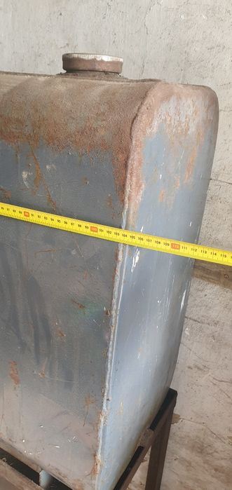 Продам бак на 200 литров