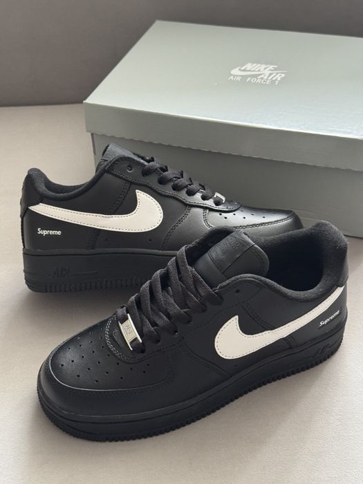 Nike Air Force 1 x Supreme ʼ2025