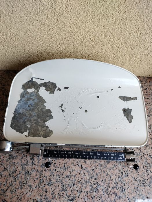 Balança profissional para pesar bebés antiga