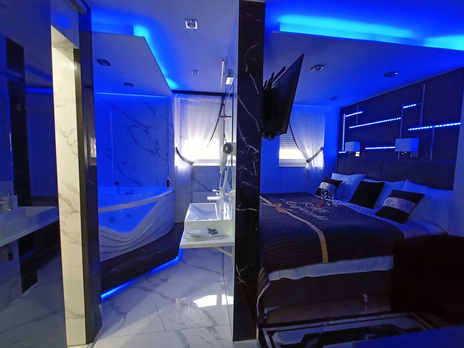 Pokój z  JACUZZI na wyłączność.Urodziny,zaręczyny.Mazow.