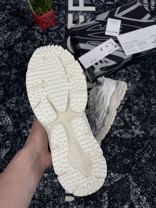 Кросівки Off-White Be right back / Кросівки Офф Вайб Би Райд Бек