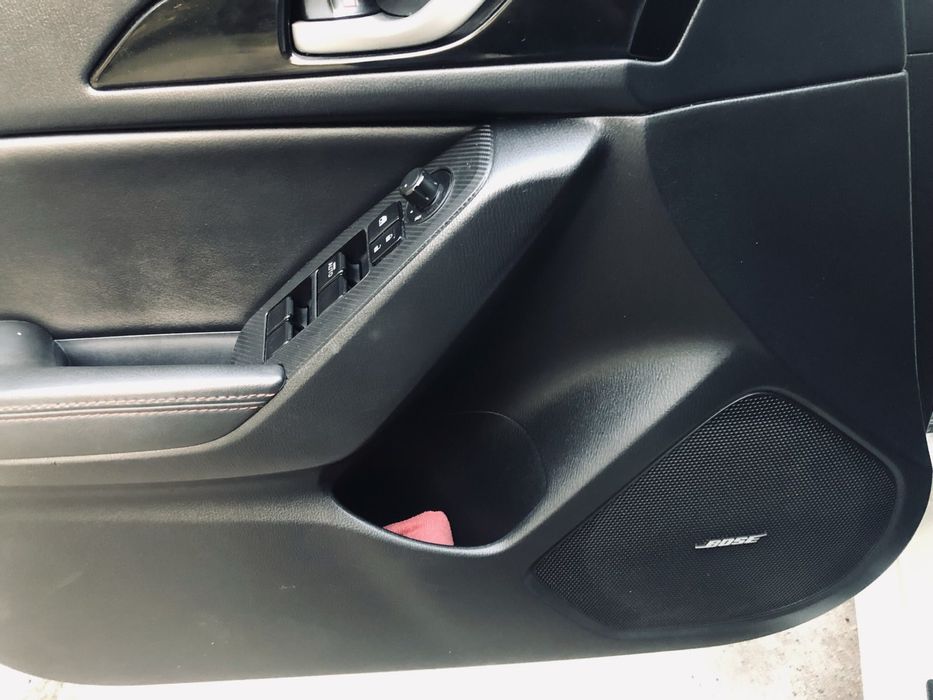 Продажа Mazda3 полная комплектация