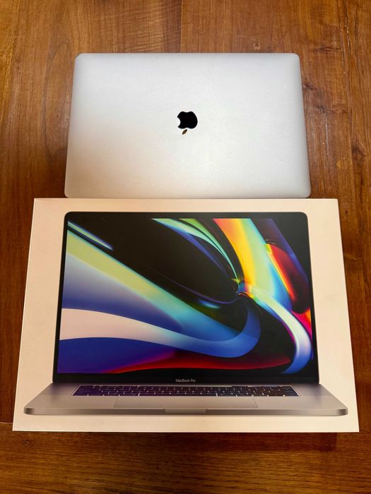MacBook Pro 16" 2019 / 16GB RAM / 512GB SSD