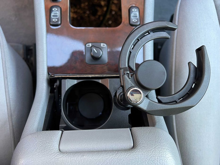 Підстаканник Mercedes W210