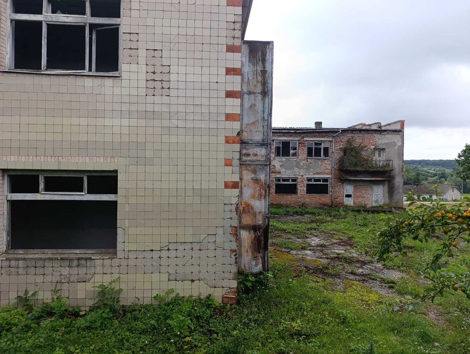 Продаж комерційного нежитлового приміщення в селі Терноп обл