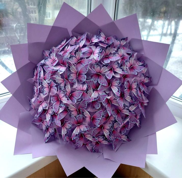 Букет з метеликів / Букет с бабочек