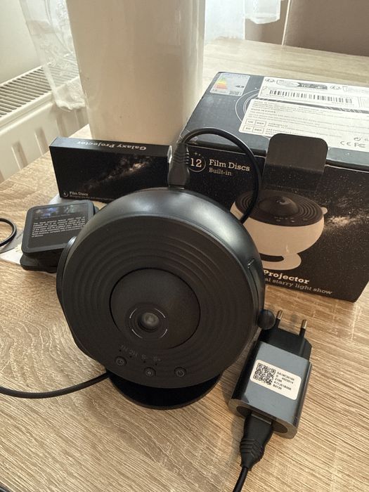 Projektor gwiazd planetarium USB LED 12 dysków
