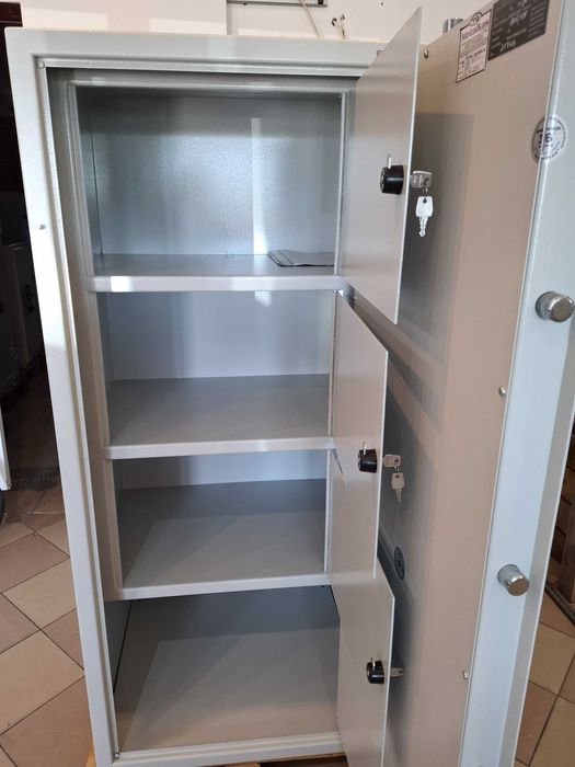 Szafa pancerna metalowa Metalkas, 160/70/60 cm, 203 kg, dwa zamki