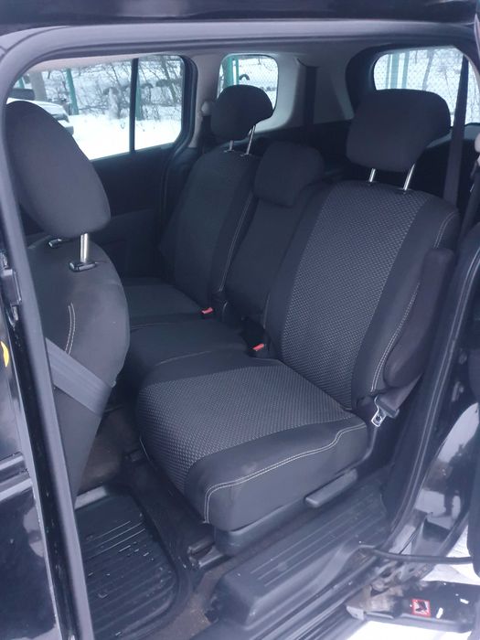 Продам Mazda 5 1.6 d