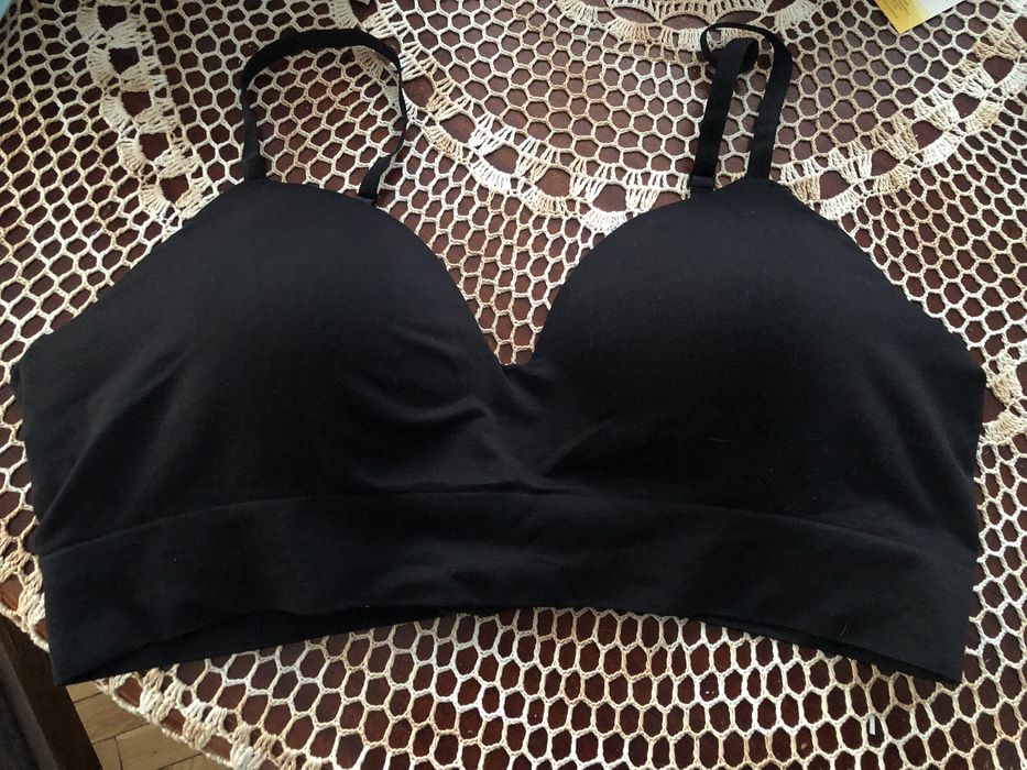 Wygodny Bezszwowy Biustonosz / Top – Rozmiar 3XL (czarny)