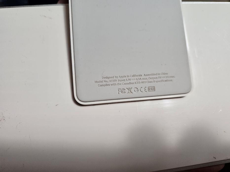 Клавіатура Док Станція Apple A1359 30pin Не Справна