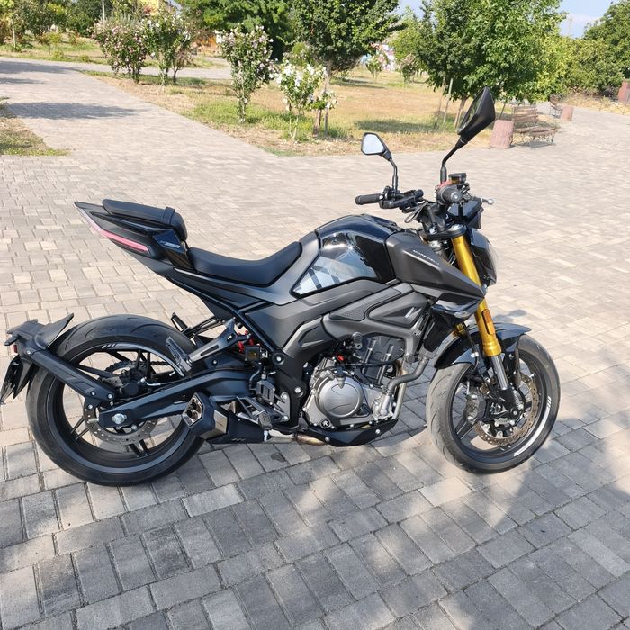 MORBIDELLI F352 street