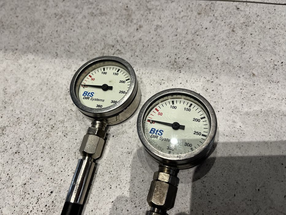 Automat Atomic skonfigurowany pod Sidemount