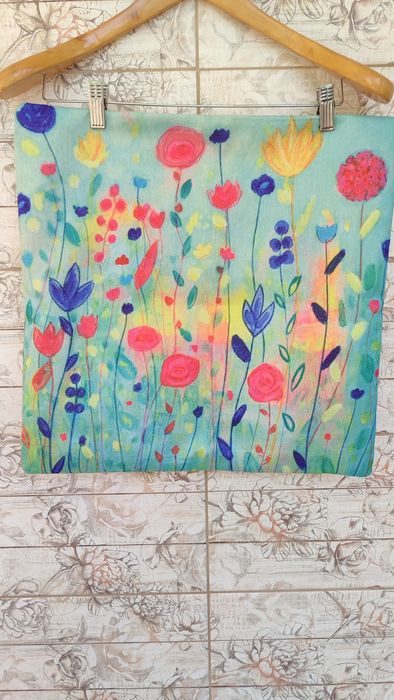 Яскраві декоративні наволочки (інтер'єр, декор)