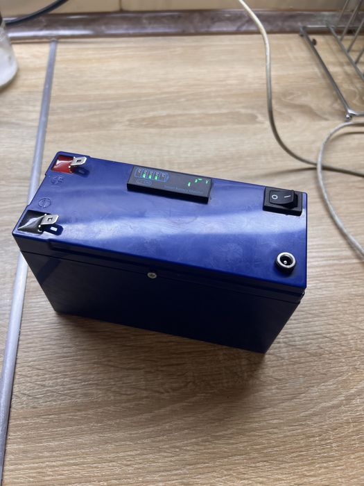 Акумулятор 12в 18ah li-ion