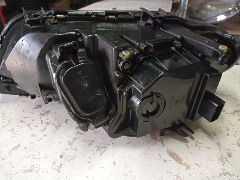 Komplet lamp BMW e53 lift bi-Xenon Europa