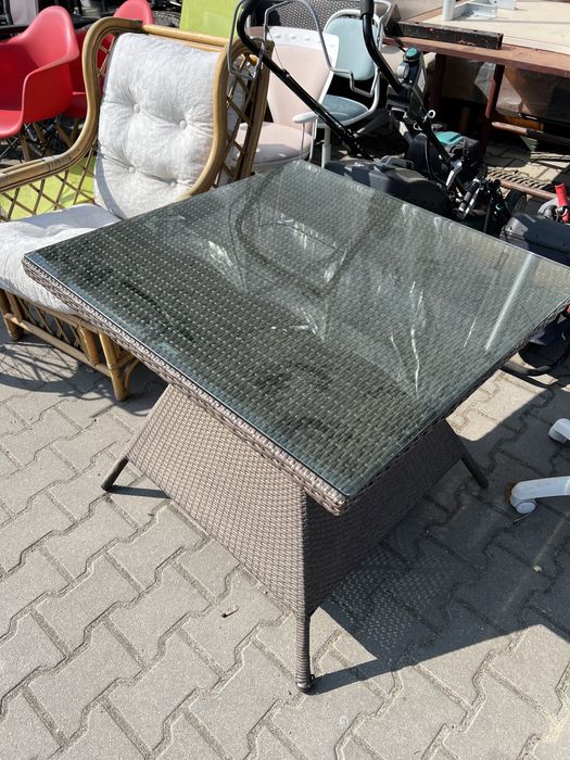 Stolik ogrodowy  - możliwy transport