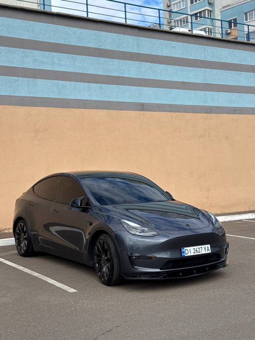 Tesla Model Y Performance