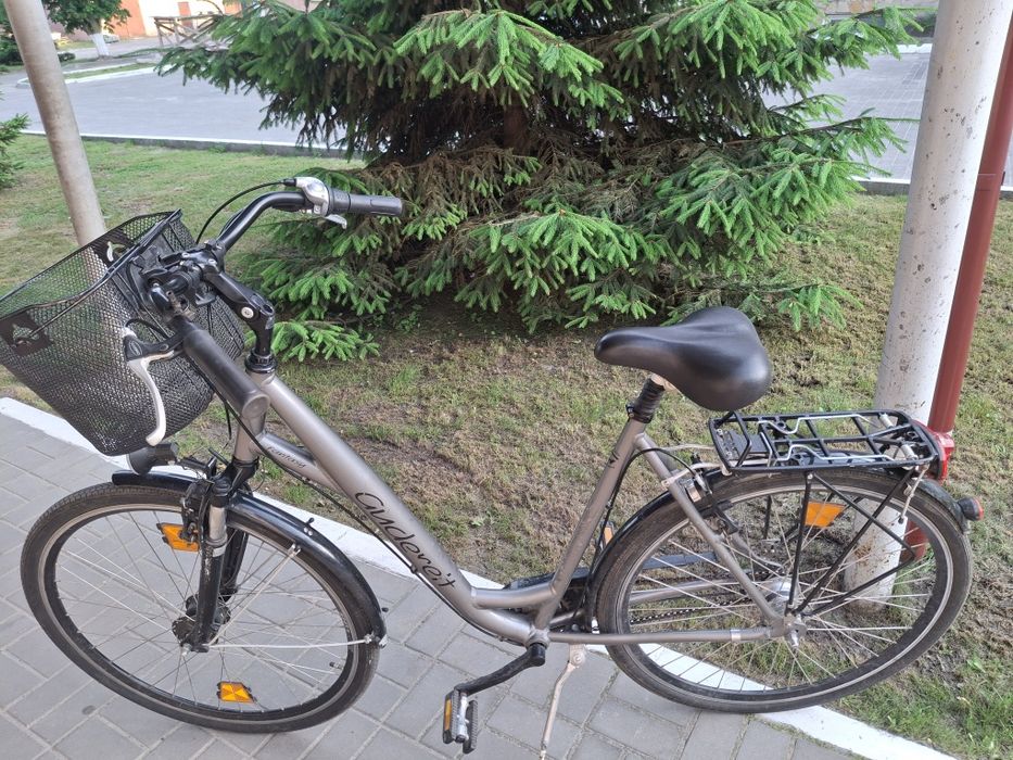 Дамський велосипед жіночийий велосипед дамка
