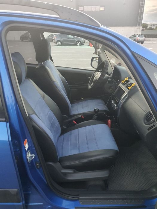 Продаю хороший автомобіль