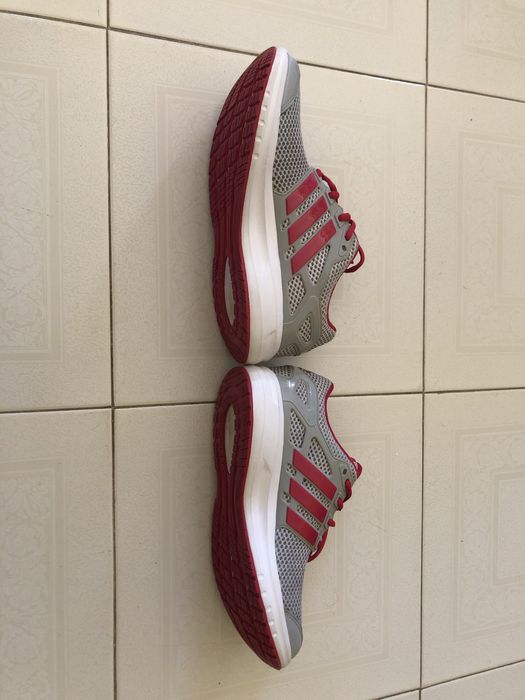 Sapatilhas Adidas Energy Cloud n.º 40, com pouco uso.