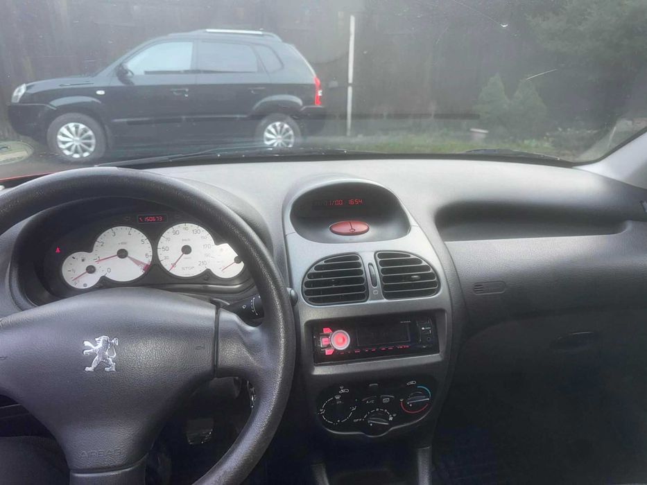Sprzedam Peugeot 206