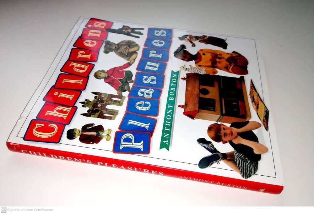 BRINQUEDOS. Casas de Bonecas e Soldadinhos de Chumbo