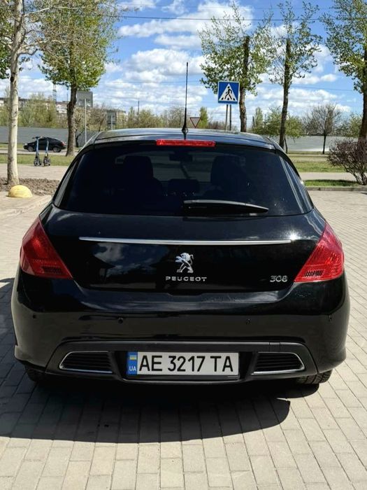 2012 нефарб Peugeot 308 АКП