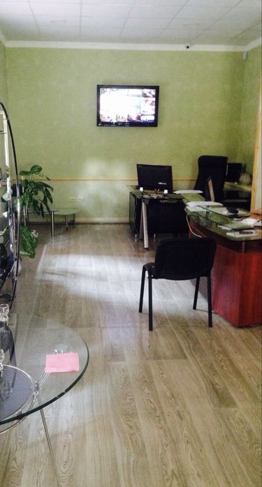 Комерційне приміщення на вул. Кияшка – ідеальне рішення для бізнесу!