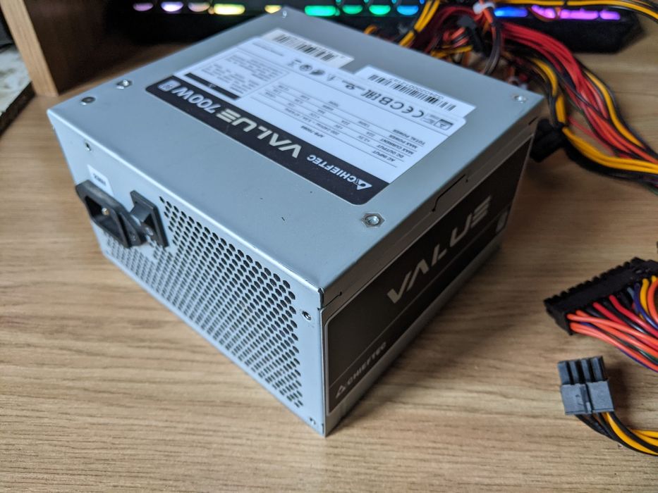 Блок живлення ATX Chieftec Value 700w