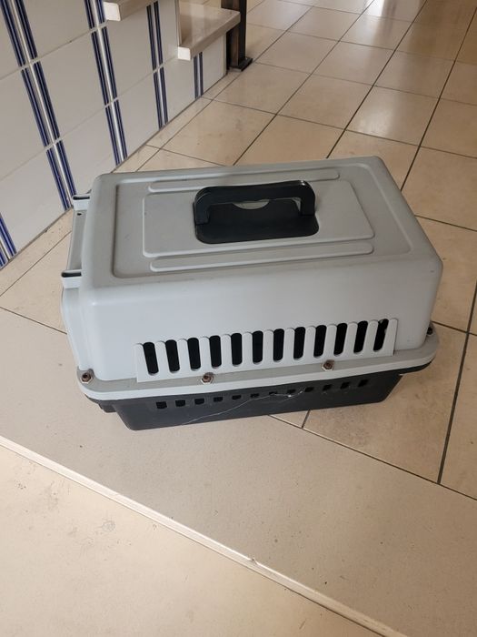Transportadora tamanho médio