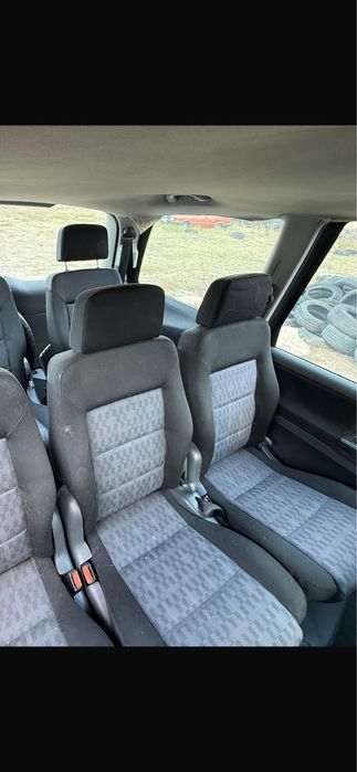 Monovolume 7 lugares.