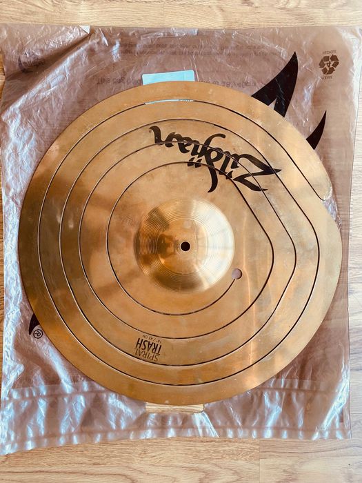 Prato Zildjian 18" FX Spiral Trash Effects Cymbal