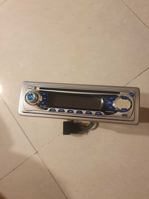 Autoradio leitor cd novo.