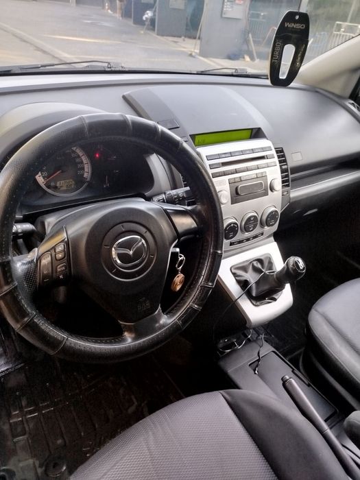 Продам автомобіль Mazda 5