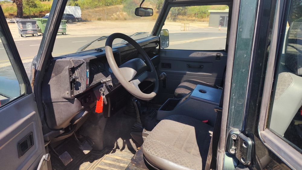 Land Rover Defender 110 TD5 - 9 LUG. - 2001