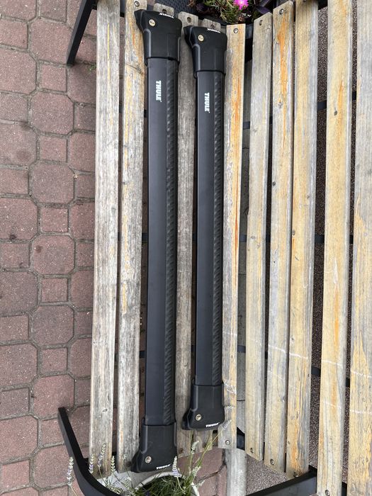 Bagażnik belki Thule Wingbar Edge czarne