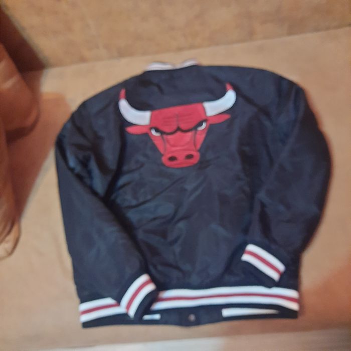 бомбер Chicago bulls  NBA в отл.состоянии М