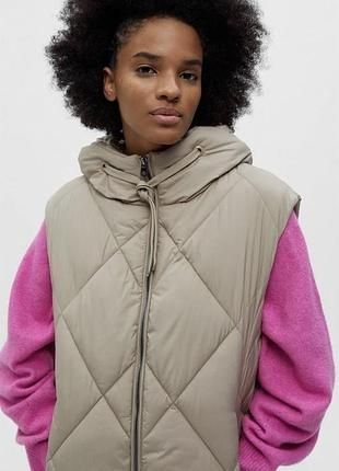 Тепла жилетка Pull&bear S
