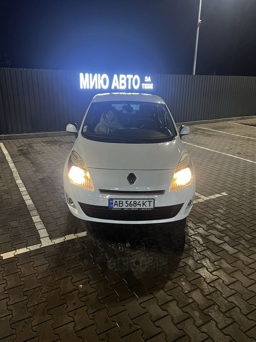 Рено Гранд Сценік 2011 рік К9К