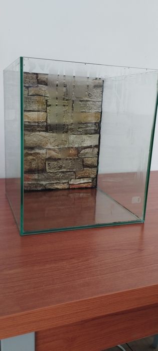 2 Aquários em bom estado