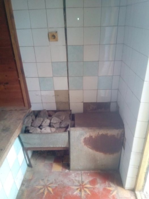 Продам два  приватизированных  земельных участка на одном участке доми